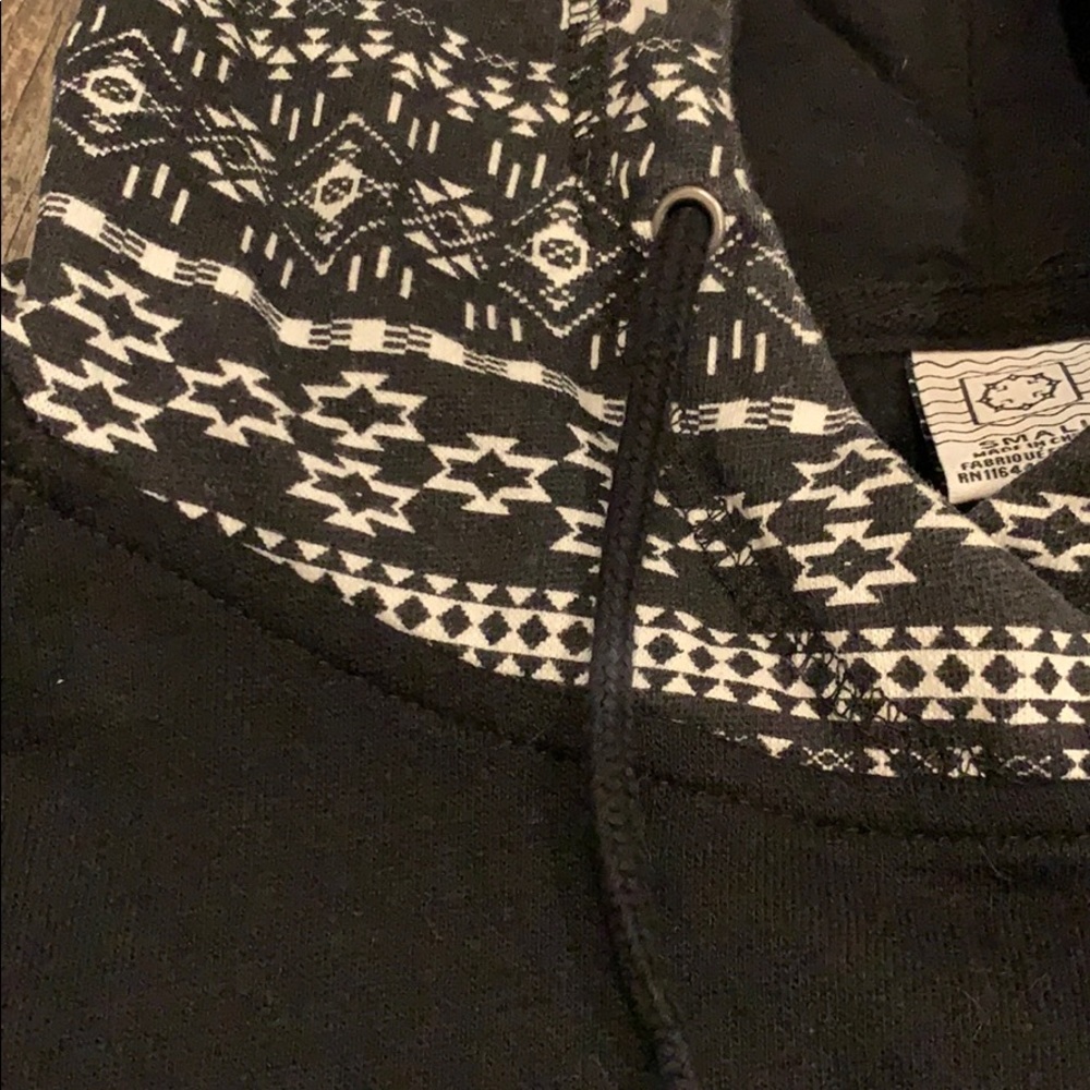 Sweatshirt - Picture 4 of 4